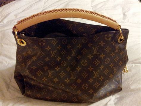 louis vuitton artsy mm fake vs real|authentic louis vuitton stamps.